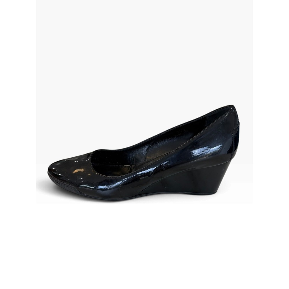 Tod's Black Patent Leather Almond Toe Wedge Pumps Made in Italy 39.5 US 9-9.5